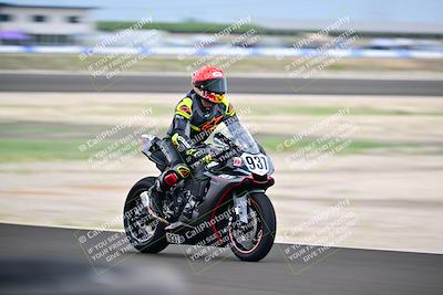 media/Apr-18-2025-TrackDaz (Fri) [[45f5874c44]]/A Group/Session 4 (Turns 5 and 6 - Inside)/